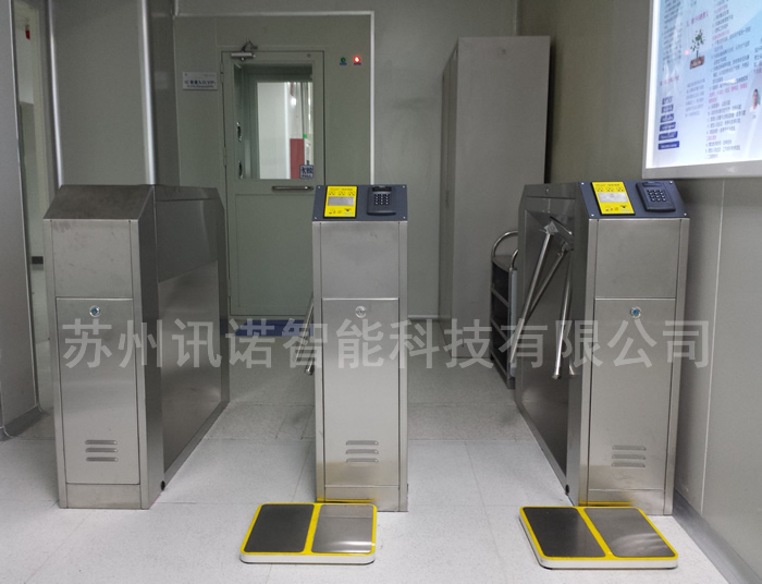 �_��ESD���o��T��ϵ�y(t��ng)