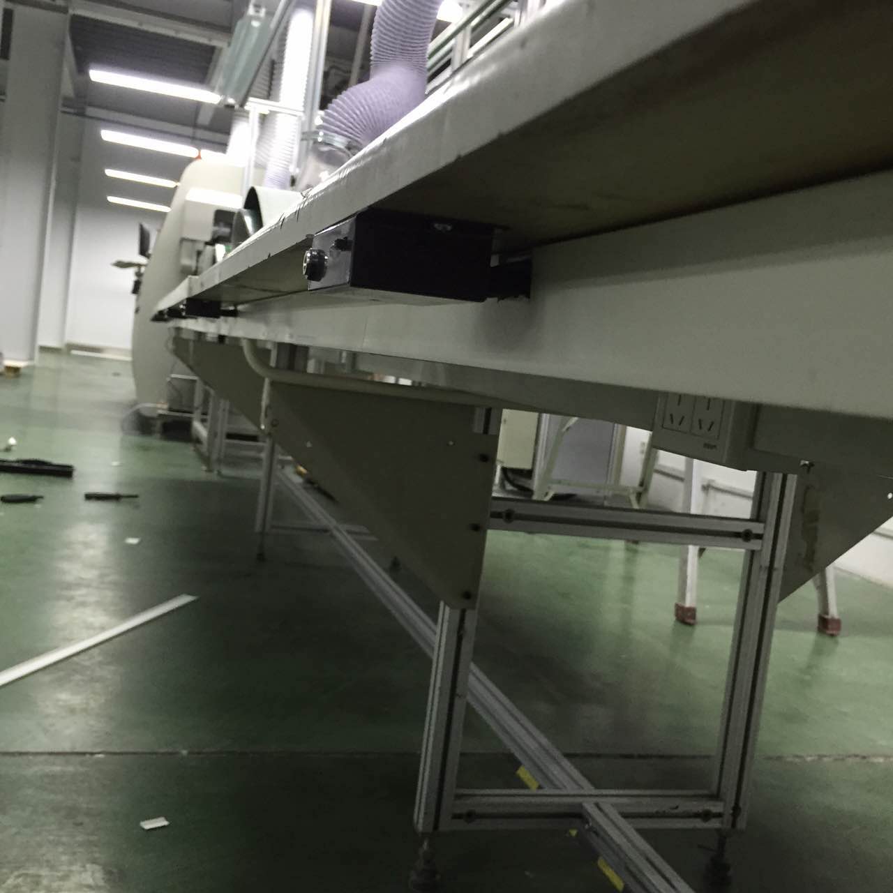 �X�ͲĹ����_ ��ˮ��_ESD���o��T��ϵ�y