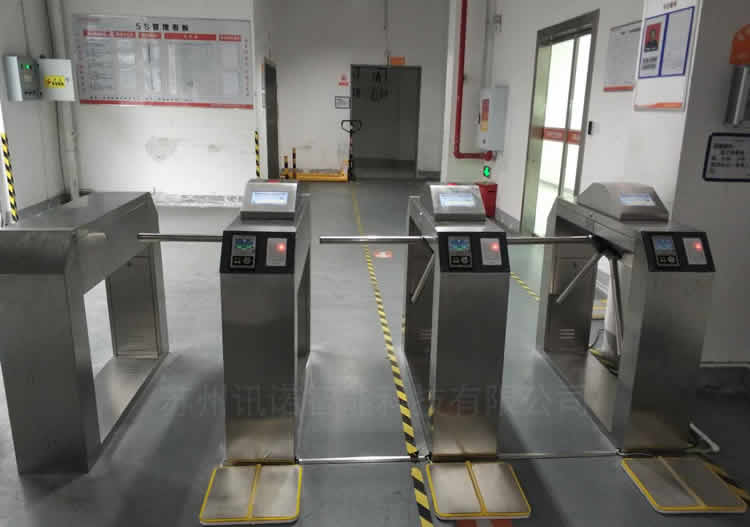 �ؑcESD���o��T��