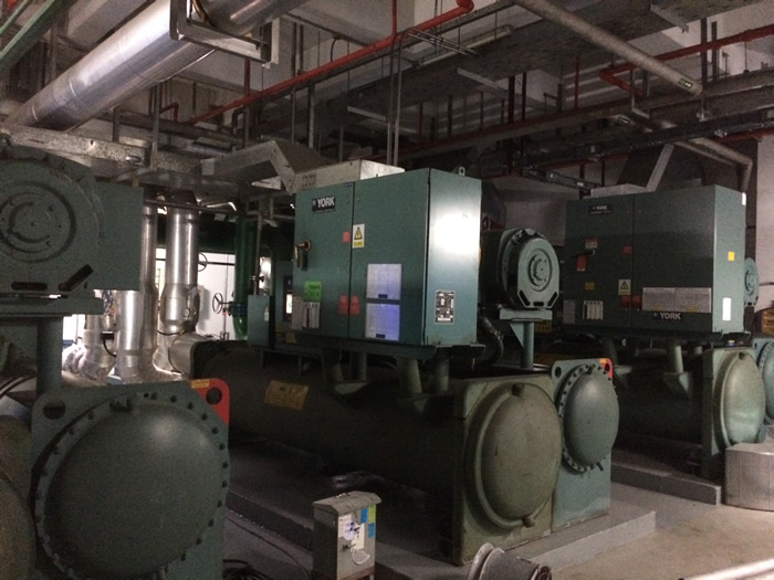 �C��O�䰲�b����_ESD���o��T��ϵ�y